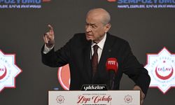 Bahçeli: Türkler ile Kürtlerin birbirini sevmesi farzdır