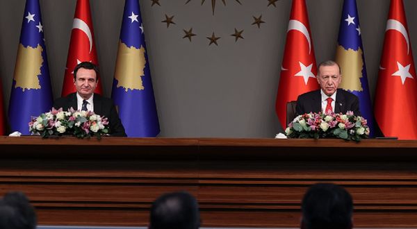 Cumhurbaşkanı Erdoğan Kurti ile görüştü