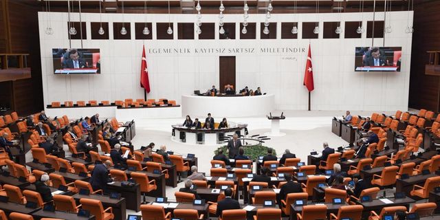 Meclis'te CHP, İYİ Parti ve HDP'nin önerileri kabul edilmedi
