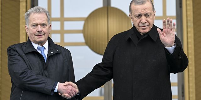 Cumhurbaşkanı Erdoğan, Finlandiya Cumhurbaşkanı Niinistö'yü karşıladı