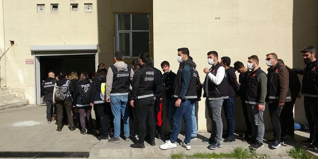 Diyarbakır merkezli operasyonlarda 133 şüpheli tutuklandı