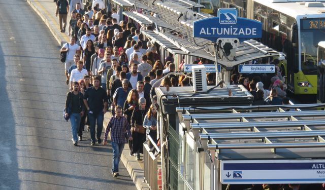 Metrobüsün Yıllık Kazancı Dudak Uçuklattı