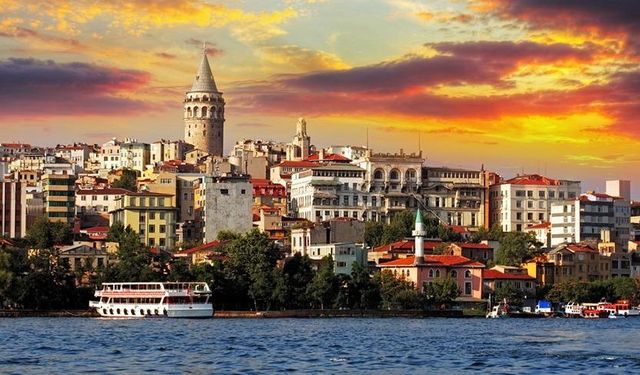 Turist Sayısı İstanbul Nüfusunu Geçecek