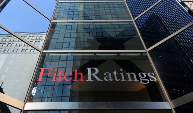 Fitch, Türkiye'nin Kredi Notunu Açıkladı