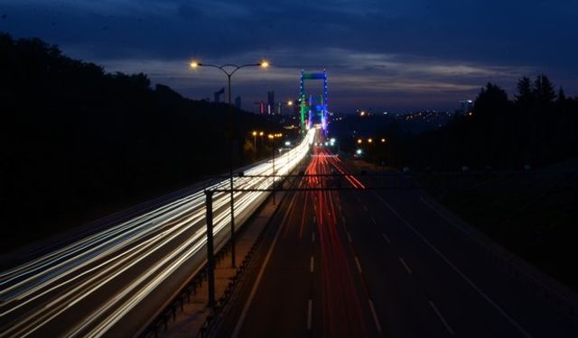 Onlar, İstanbul'un İki Yakasını Bir Araya Getiriyor 