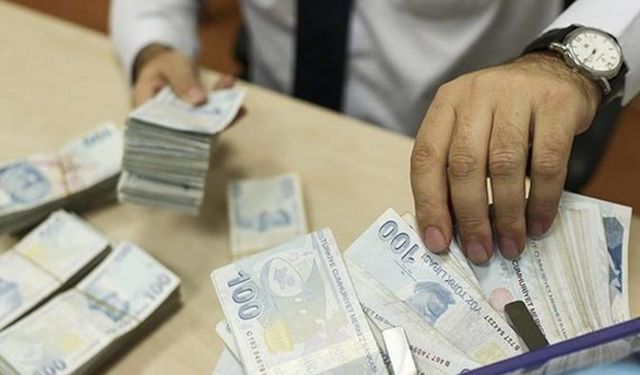 Kısa çalışma ödeneğinden nisan itibarıyla 2,6 milyon kişi yararlandı