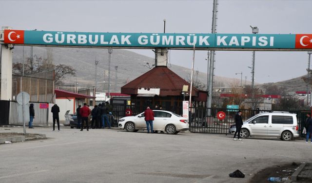 Habur ve Gürbulak kapıları açıldı