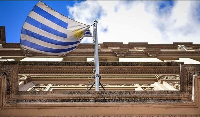 Uruguay sınır kapatma kararı aldı