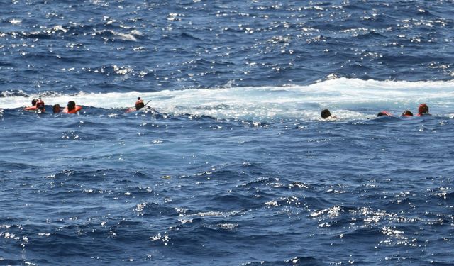 200'den fazla göçmenin Akdeniz'de ölmesinin sorumlusu İtalya