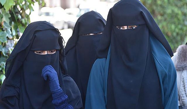 Sri Lanka'da burka giymek yasaklandı