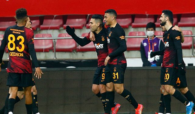 Galatasaray Kayserispor'u farklı geçti