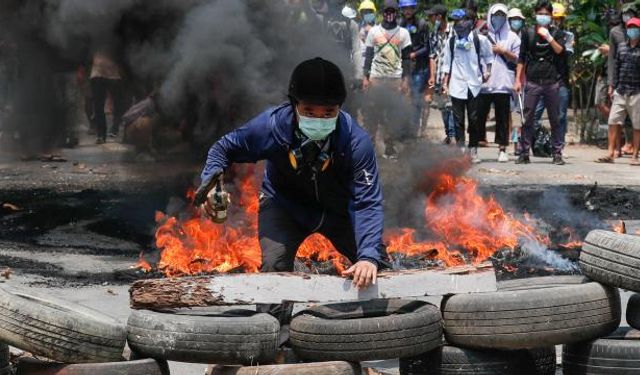 Myanmar'da protestolarda ölenlerin sayısı artıyor