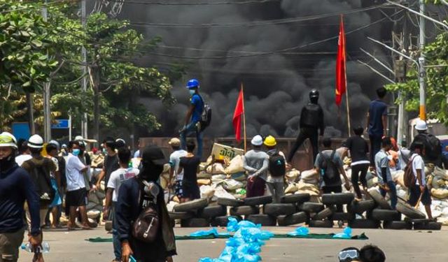 Myanmar'daki protestolarda ölenlerin sayısı 759'a yükseldi