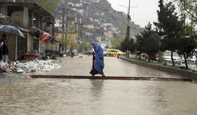 Afganistan'da sel: 14 ölü