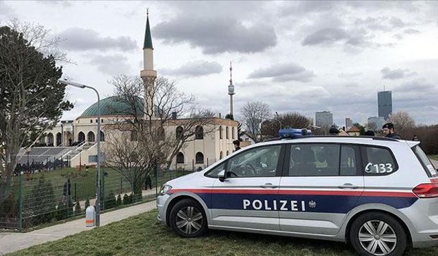 Avusturya'da Müslümanlara ait cami ve eğitim merkezlerine fişleme