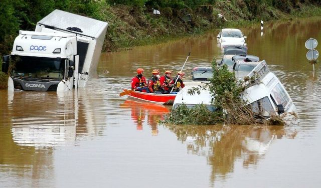 Almanya'daki sel felaketinde ölü sayısı artıyor