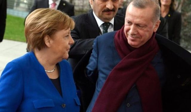 Merkel Türkiye'ye geliyor