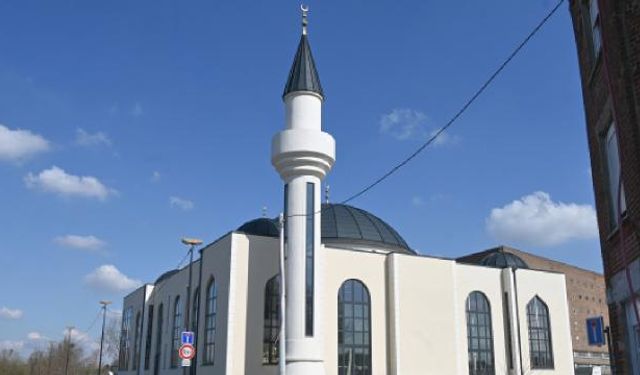 Fransa'da bir cami kapatıldı