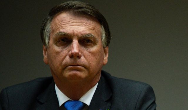 Brezilya'da Devlet Başkanı Bolsonaro'nun 9 suçla itham edildiği rapor parlamentoda onaylandı