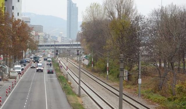 Avusturya'da sokağa çıkma yasağının ilk günü