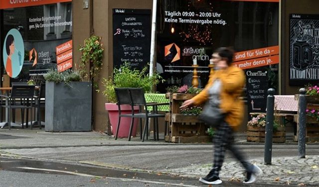 Almanya'da aşı olmayanlara yeni kısıtlamalar