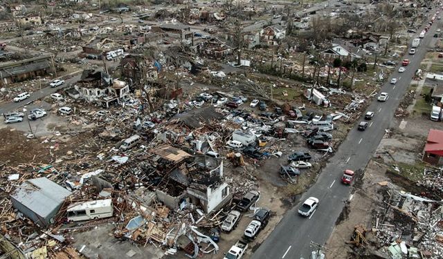 Kentucky'deki hortum felaketinde hayatını kaybedenlerin sayısı 74'e yükseldi