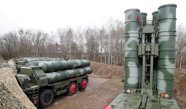 Hindistan S-400 sistemlerini konuşlandırdı