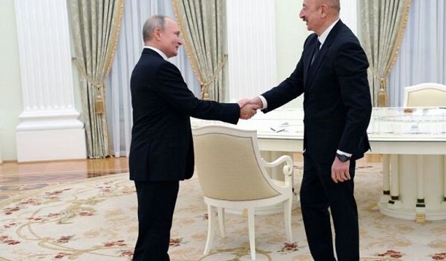 Putin ve Aliyev Ukrayna'daki durumu görüştü