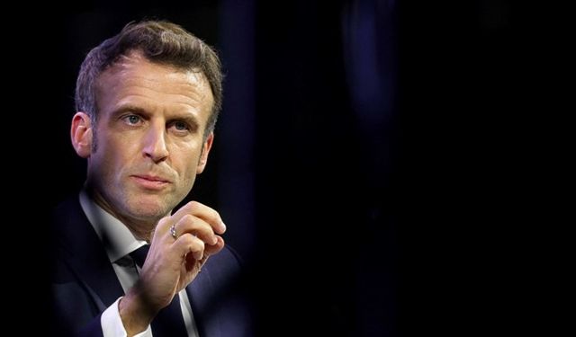 Macron cumhurbaşkanlığı seçiminde yeniden aday