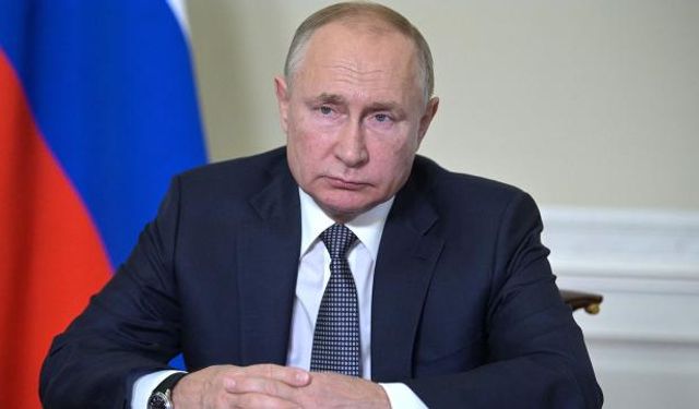 Putin: Ukrayna'da profesyonel askerler görev alıyor