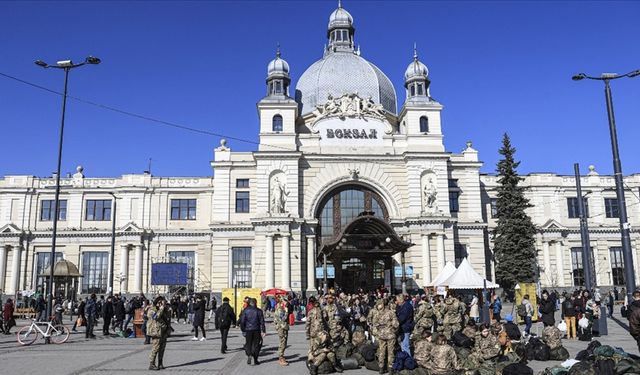 "Rusya, Ukrayna'daki 14 kentin belediye başkanını rehin aldı"