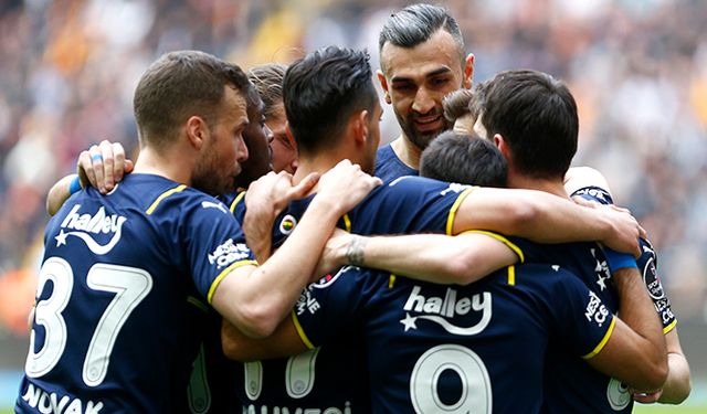 Fenerbahçe, Kayseri deplasmanını rahat geçti