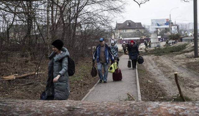 Ukrayna'dan gün içinde 3 bin 846 kişi tahliye edildi