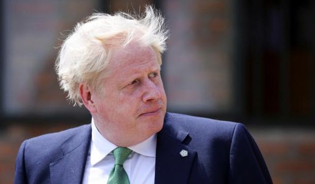 Johnson'dan istifa çağrılarına ret