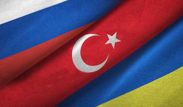 Lavrov: Türkiye ve Ukrayna ile görüşmeye hazırız