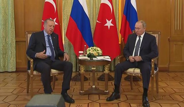 Cumhurbaşkanı Erdoğan Rusya Devlet Başkanı Putin'le bir araya geldi