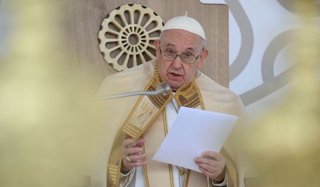 Papa'dan Rusya ve Ukrayna'ya ayrı ayrı çağrı