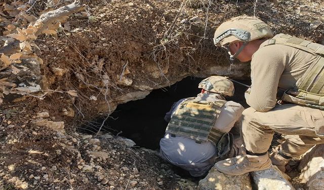 Tunceli'de teröristlerin kullandığı 2 sığınak imha edildi