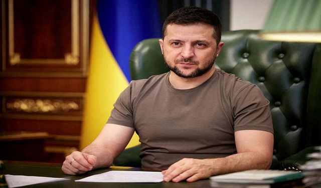 Zelenskiy 2 bin 507 kişiye yaptırımlar uygulayacak kararnameleri imzaladı