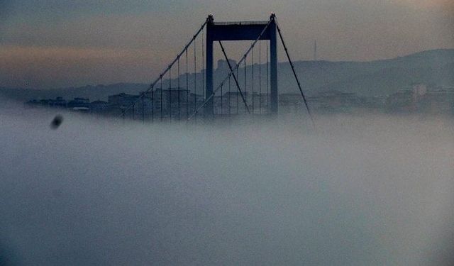 İstanbul Boğazı gemi trafiğine kapatıldı