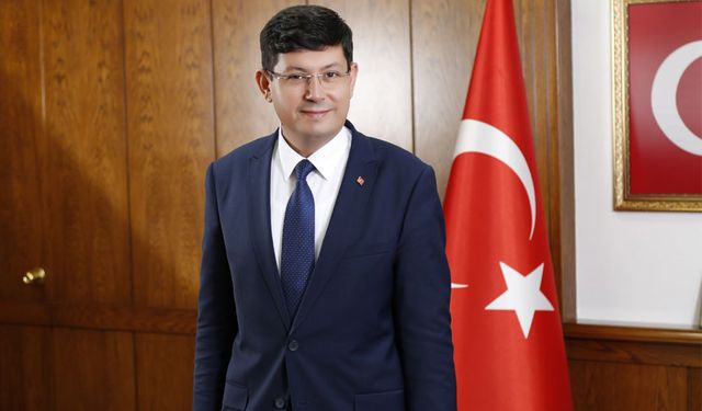 İYİ Parti’li başkan AKP’ye katıldı