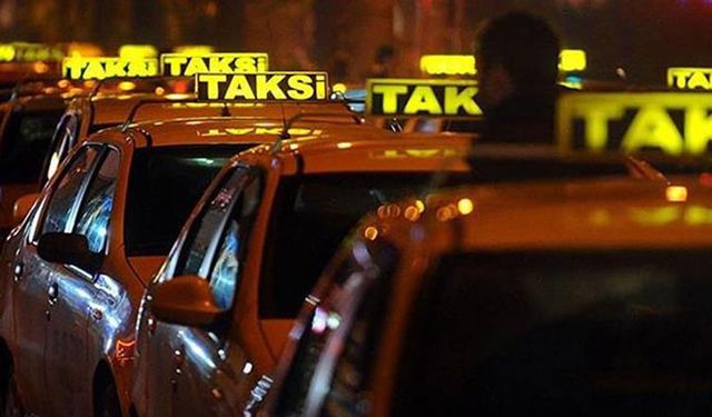 İstanbul'da ihtiyaç fazlası minibüs ve taksi dolmuşlar taksiye dönüşüyor