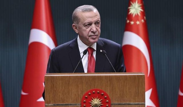 Cumhurbaşkanı Erdoğan, Bakanlar Bilgin ve Nebati ile bir araya geldi