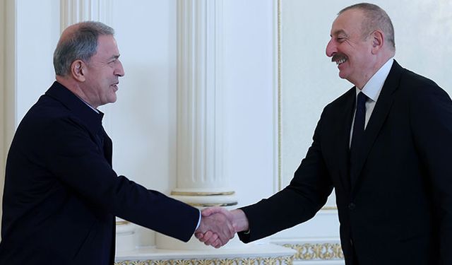 Aliyev, Bakan Akar ve TSK komuta kademesini kabul etti