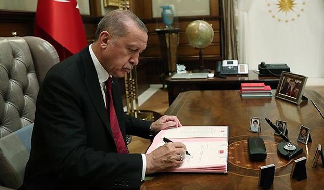 Cumhurbaşkanı Erdoğan 9 üniversiteye rektör atadı