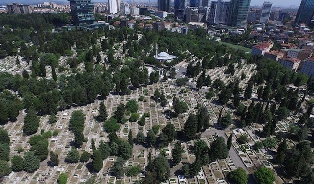 İstanbul’da mezarlık ücretlerine zam geldi