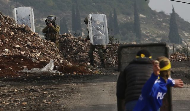 İsrail işgal güçlerinin saldırısında 5 Filistinli yaralandı