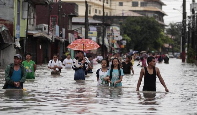 Filipinler'deki selde ölenlerin sayısı 32'ye çıktı