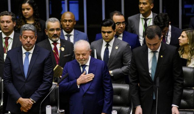 Brezilya'da Devlet Başkanlığına seçilen Lula yemin etti