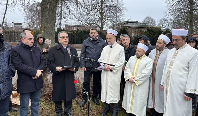 İsveç'te Kur'an-ı Kerim'e saygı programı düzenlendi